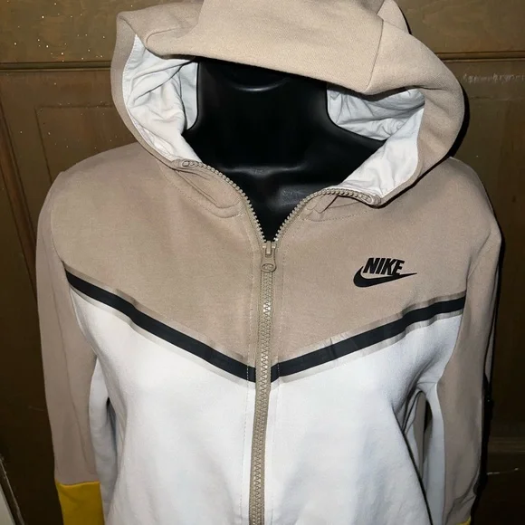 Nike Kids Sportswear Tech Fleece Tan White Active Zip Up Hooded Jacket Size XL - Picture 6 of 13